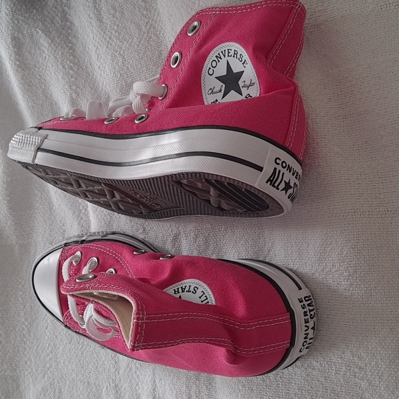 Sneakers - Picture 5 of 5